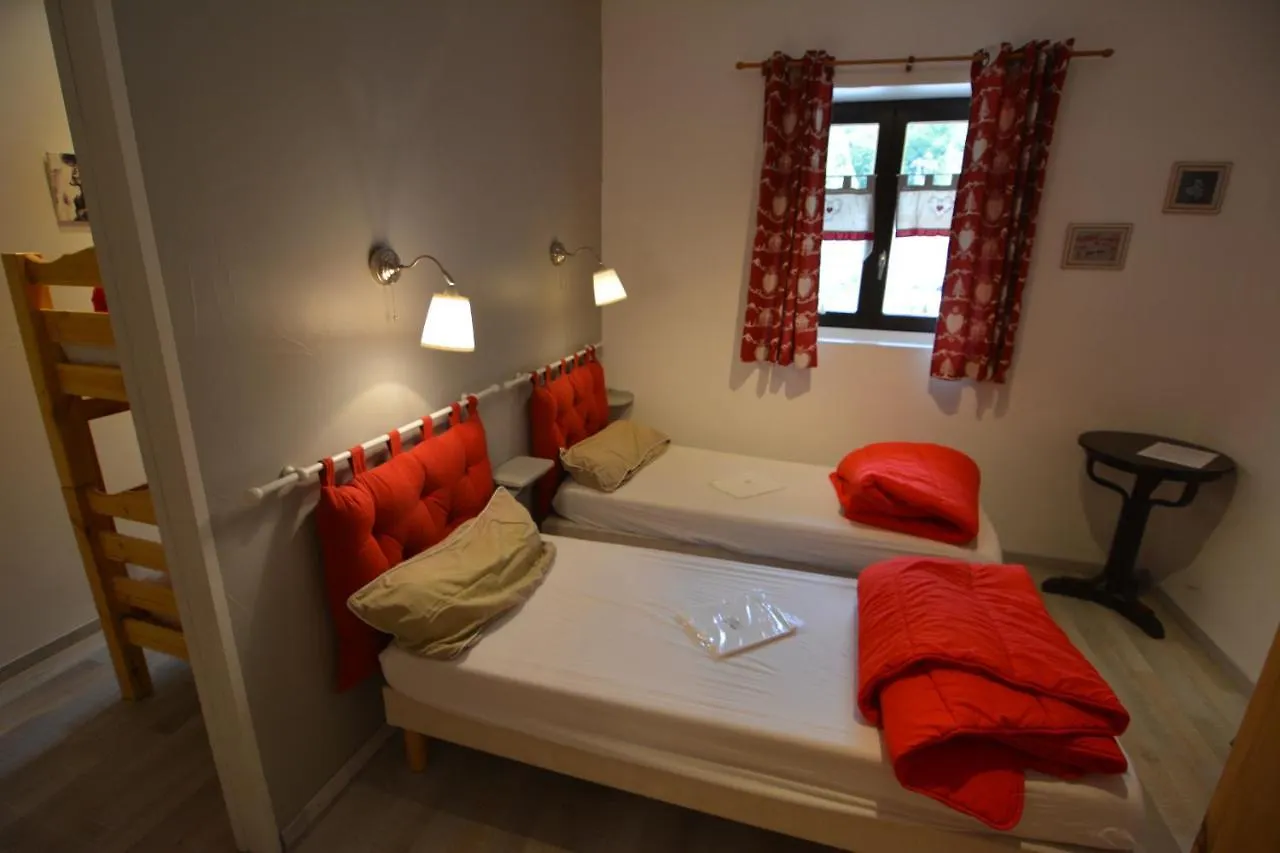 Gite Edelweiss Abries Guest house