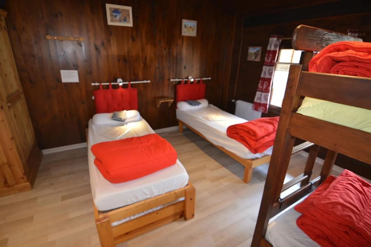 Gite Edelweiss Abries Guest house