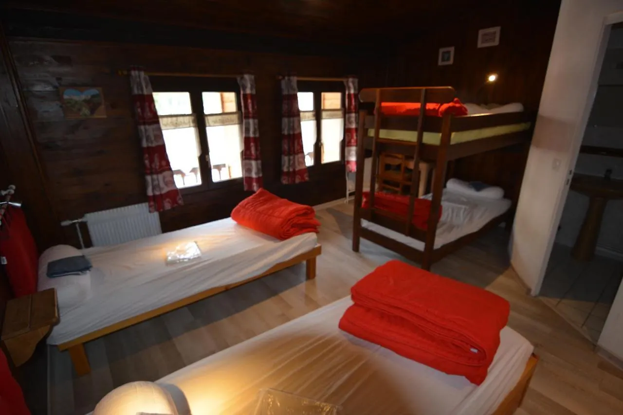 Guest house Gite Edelweiss Abries France